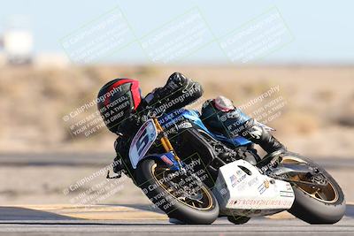 media/Dec-07-2025-CVMA (Sun) [[3e7d2de5dc]]/Race 11-Formula 2-CVMA Hooligans-American Thunder/